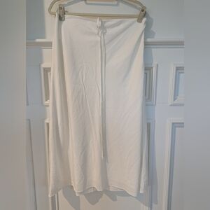 Abercrombie & Fitch White flowy Skirt